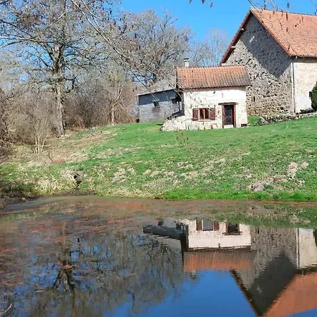 Tatil Evi Maisonnette Chaleureuse De 35m2 Miremont (Puy-de-Dome)