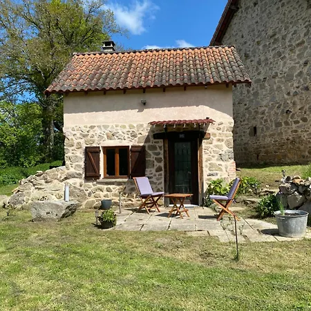 Maisonnette Chaleureuse De 35m2 *